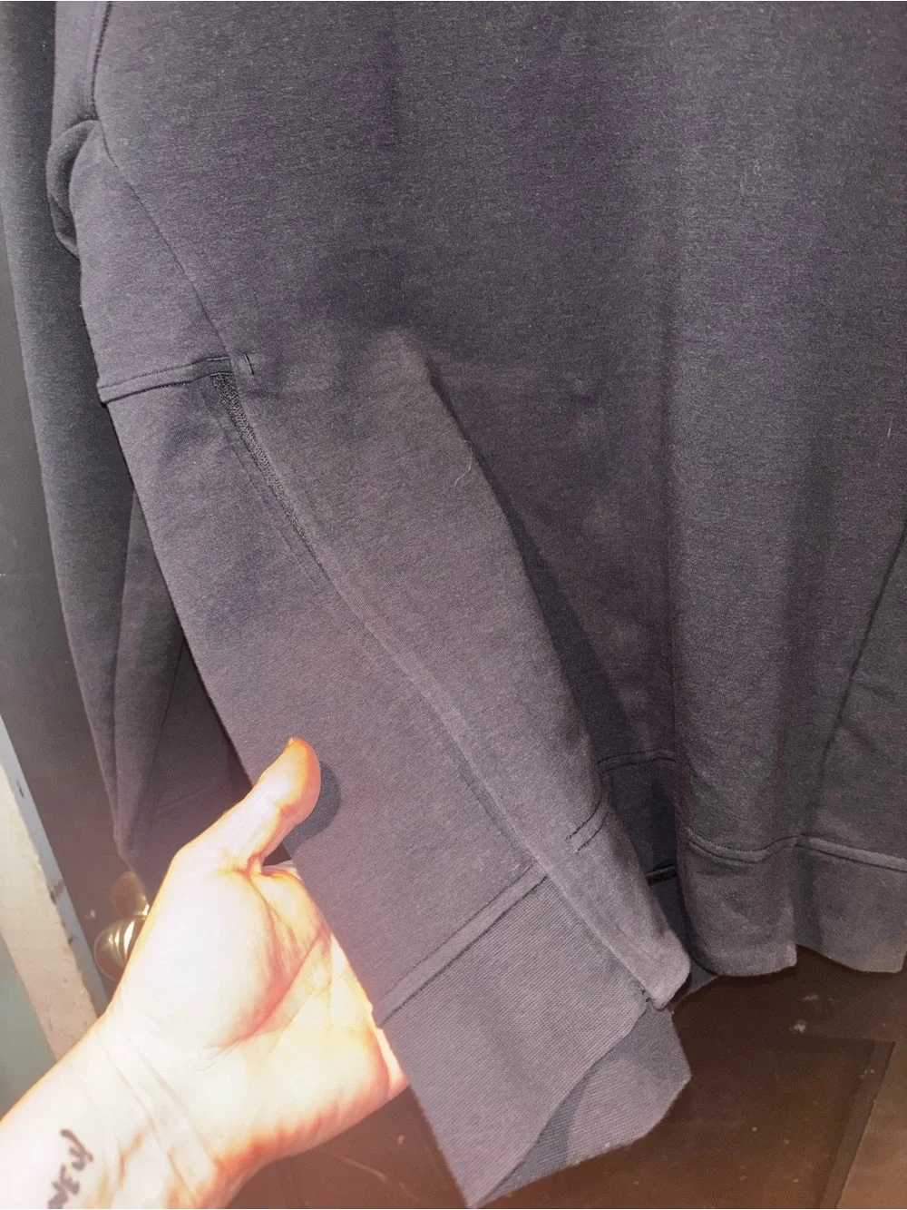 Lululemon Black Commuter Crew Neck Sweatshirt Hidden Zip Pocket Size SX